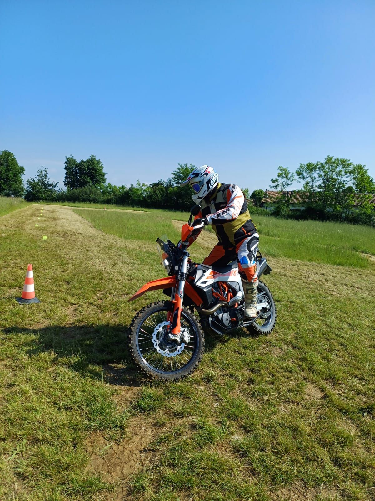 SCUOLA ENDURO DUAL E MAXI ENDURO